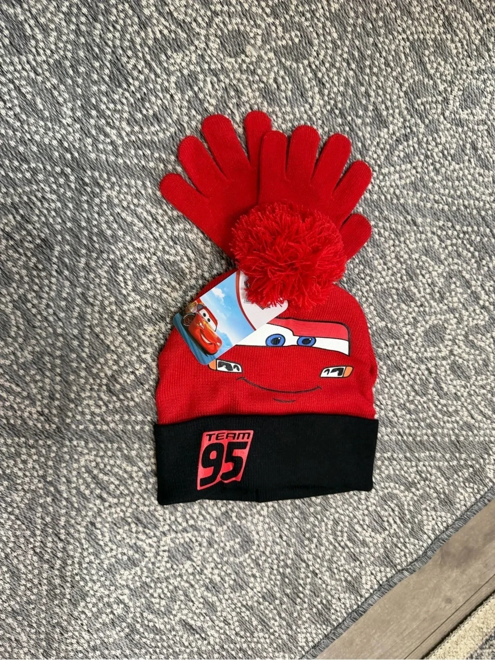 New Disney Red Lightning McQueen Beanie and Glove Set Little Boys One Size